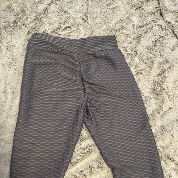 Ribbed leggings - Picture 3 of 3